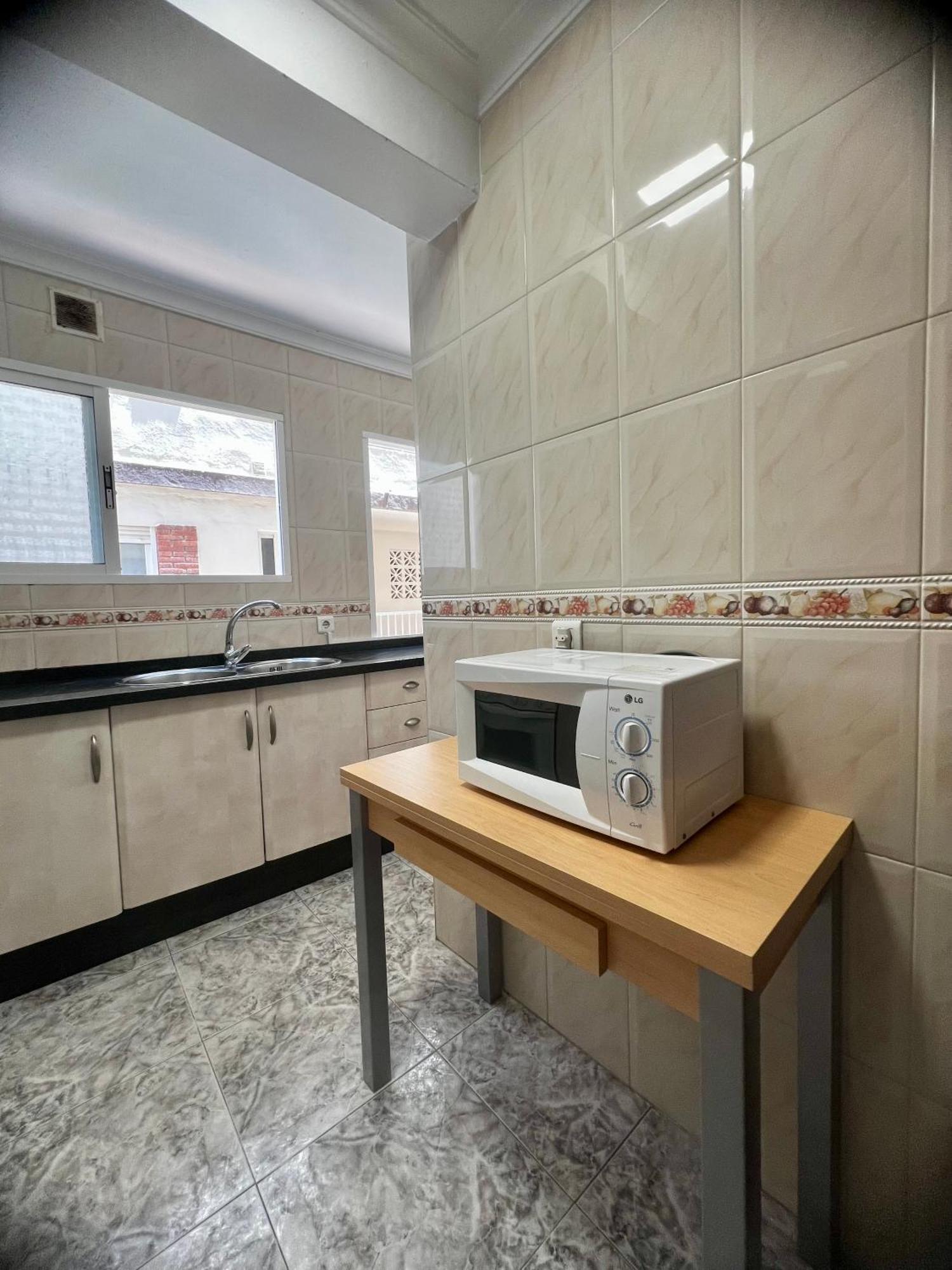 Apartamento 3 Habitaciones En Torre Del Mar A 50 Metros De La Playa Exterior foto